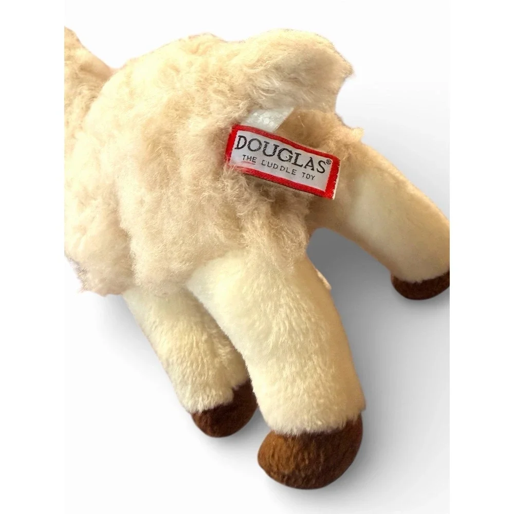 Douglas ‎ Cuddle Tan Llama 9